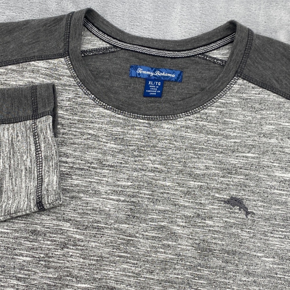 Tommy Bahama Mens XL Gray Space Dye Long Sleeve Crew Neck Shirt Casual Coastal